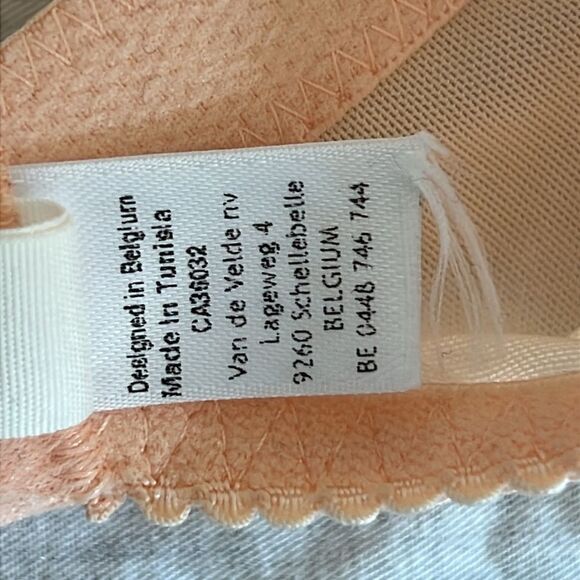 Prima Donna Lace Balcony Bra Non Padded Size 32 DD - Picture 7 of 9